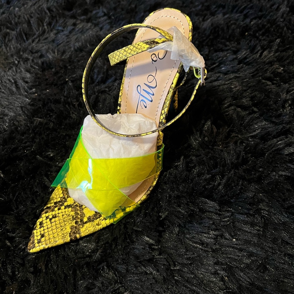 Yellow Snake Print Women's Heels
